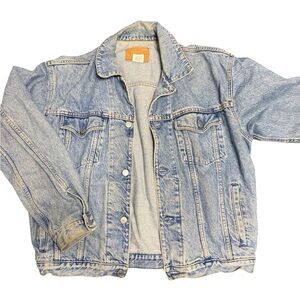 Vintage GAP Light Blue Denim Jacket with Tan Patch